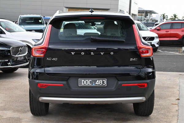 2024 MY25 Volvo XC40 XZ Ultra B4 Bright SUV Image 4