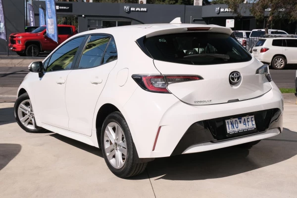 2018 Toyota Corolla MZEA12R Ascent Sport Hatch Image 2