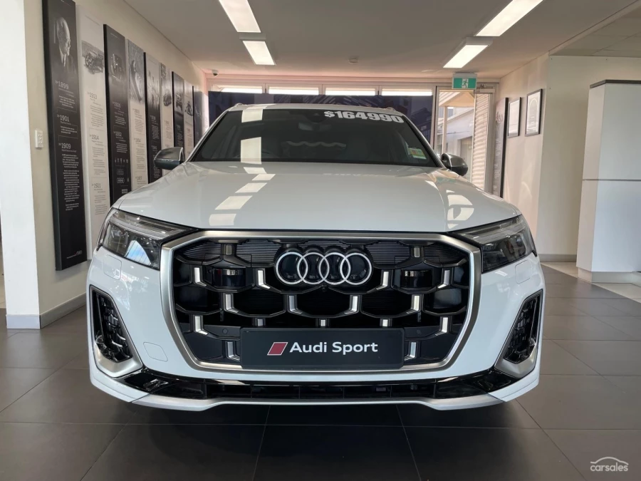 2026 Audi SQ7 TFSI Wagon Image 8