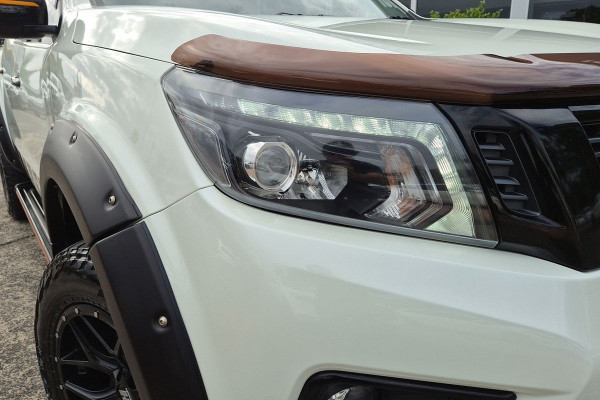 2019 Nissan Navara D23 Series 4 N-TREK Dual Cab Pickup Image 2