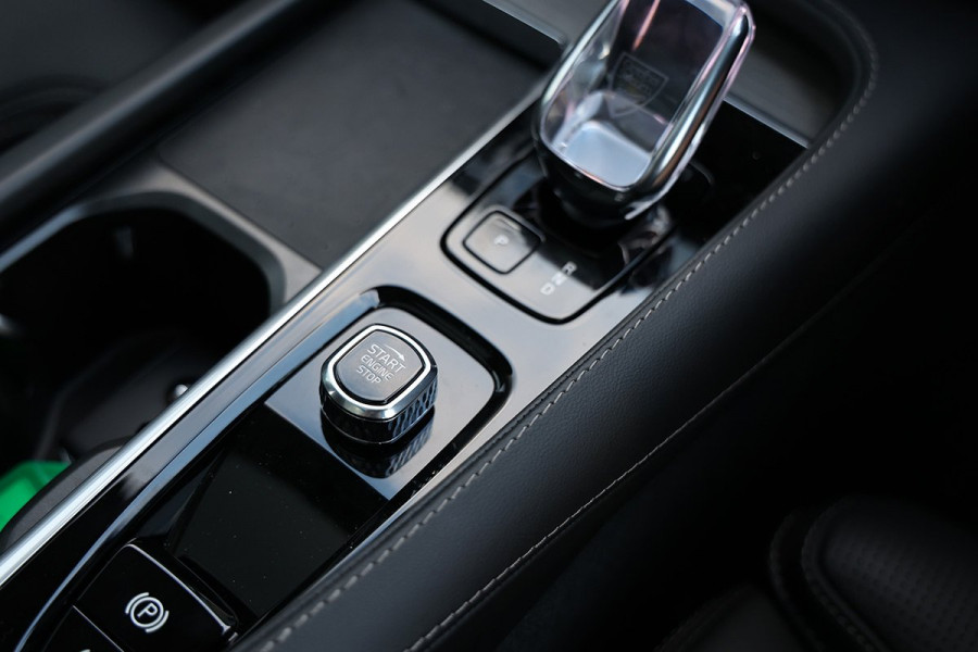 2024 MY25 Volvo XC90 L Series Ultra B6 Bright SUV Image 21