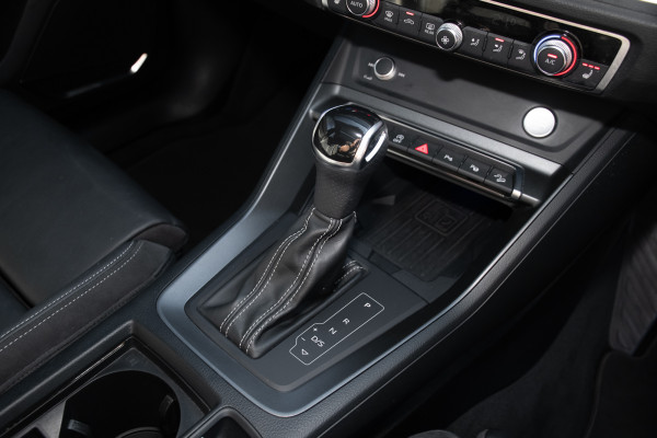 2020 MY21 Audi Q3 F3 40 TFSI S line SUV Image 14