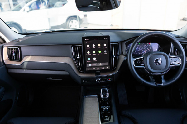 2025 MY26 Volvo XC60 UZ Plus B5 Bright SUV Image 4