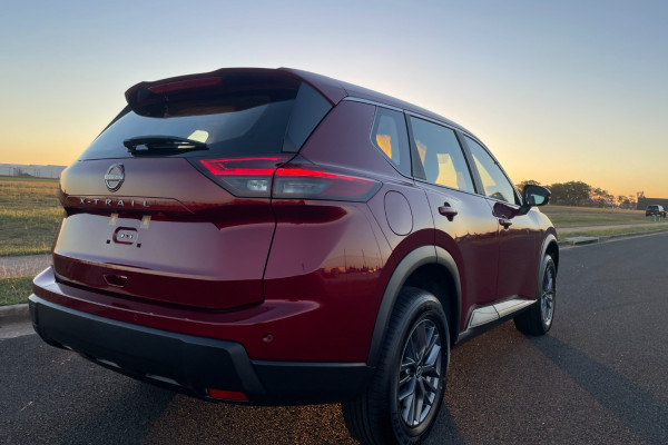 2026 Nissan X-Trail T33 ST SUV Image 8