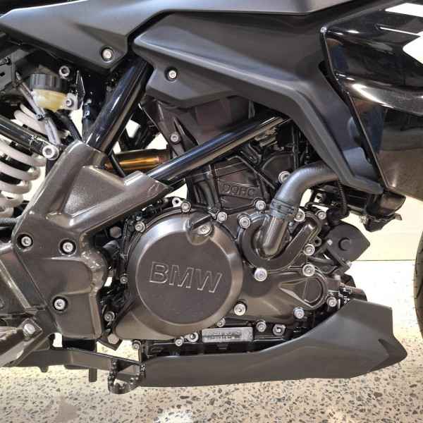 2026 BMW G 310 R G 310 image 15