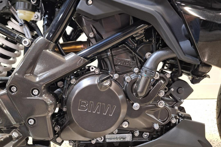 2026 BMW G 310 R G 310