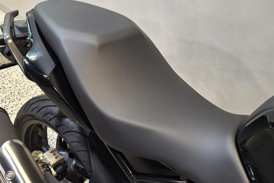 2026 BMW G 310 R G 310