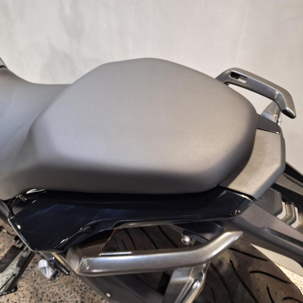 2026 BMW G 310 R G 310 image 18
