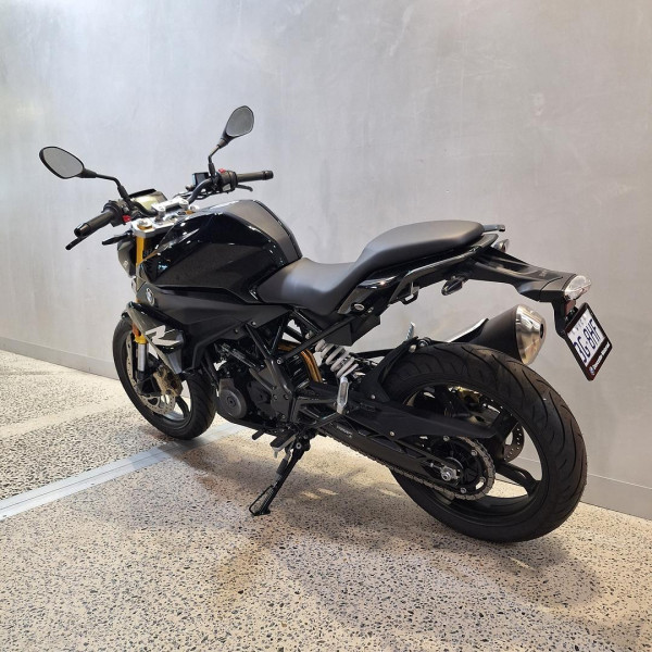 2026 BMW G 310 R G 310 image 6