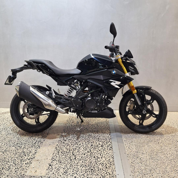 2026 BMW G 310 R G 310 image 2