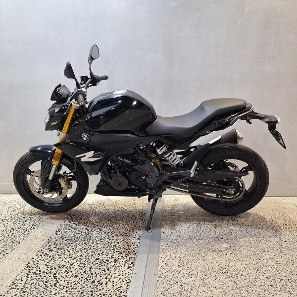 2026 BMW G 310 R G 310 image 5
