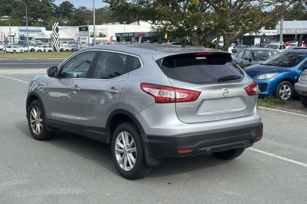 2017 Nissan QASHQAI J11 ST SUV Image 5