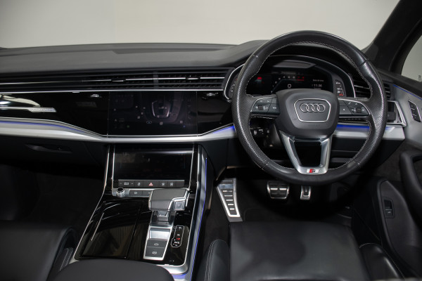 2021 Audi Q7 4M 55 TFSI S line SUV Image 23