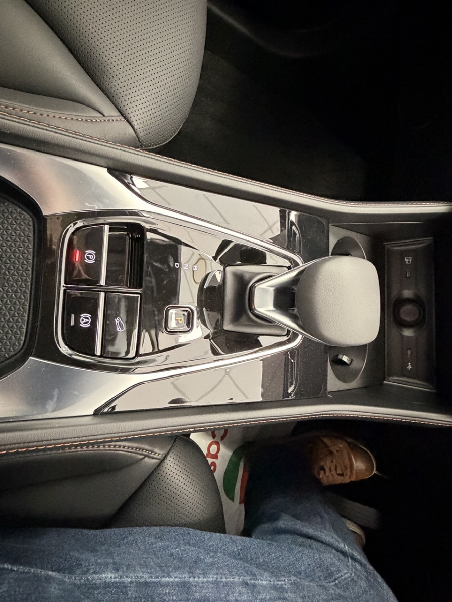2025 MG HS AS33H Essence Hybrid+ SUV Image 25