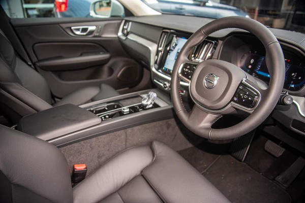 2023 MY24 Volvo V60 Cross Country Z Series Ultimate B5 Bright Wagon Image 6