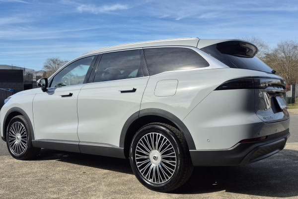 2026 Chery Tiggo 9  Super Hybrid Ultimate SUV Image 3