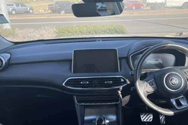 2021 MG HS Plus EV SAS23 Essence Image 3