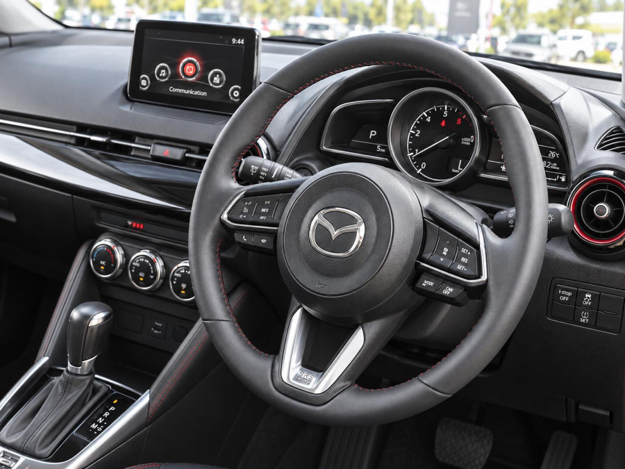 2026 Mazda 2 DJ Series G15 Evolve Hatch Image 9