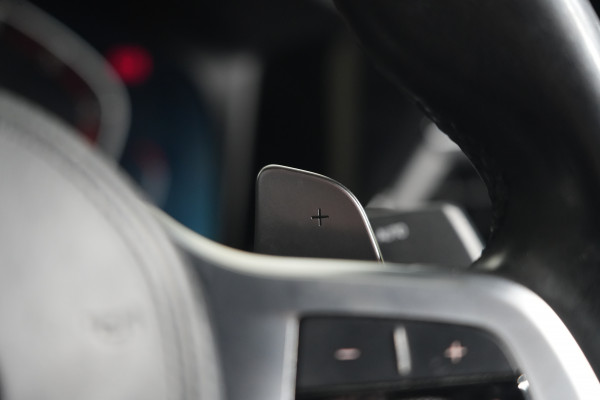 2019 BMW 3 Series 20d M Sport Sedan image 25