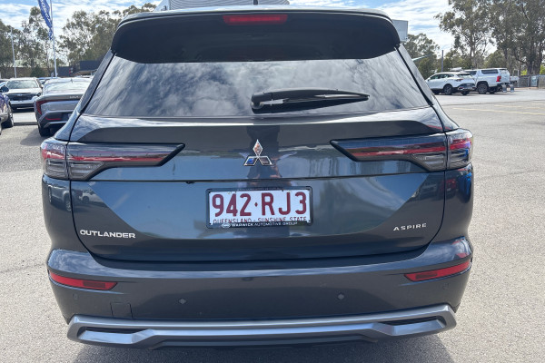 2025 Mitsubishi Outlander ZM Aspire SUV Image 8