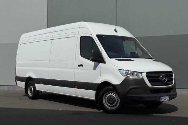 2026 Mercedes-Benz Sprinter VS30 417CDI LWB Van Image 1