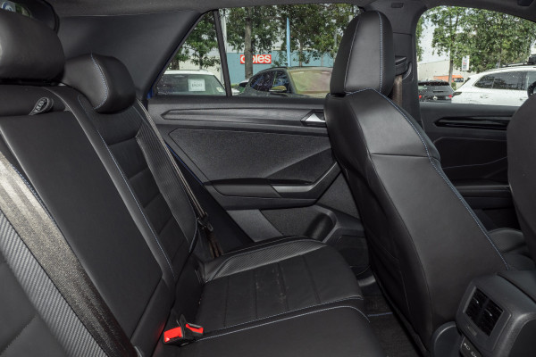 2025 Volkswagen T-Roc D11 R SUV image 9