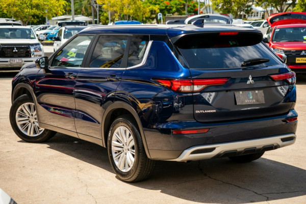 2023 MY24 Mitsubishi Outlander ZM LS SUV