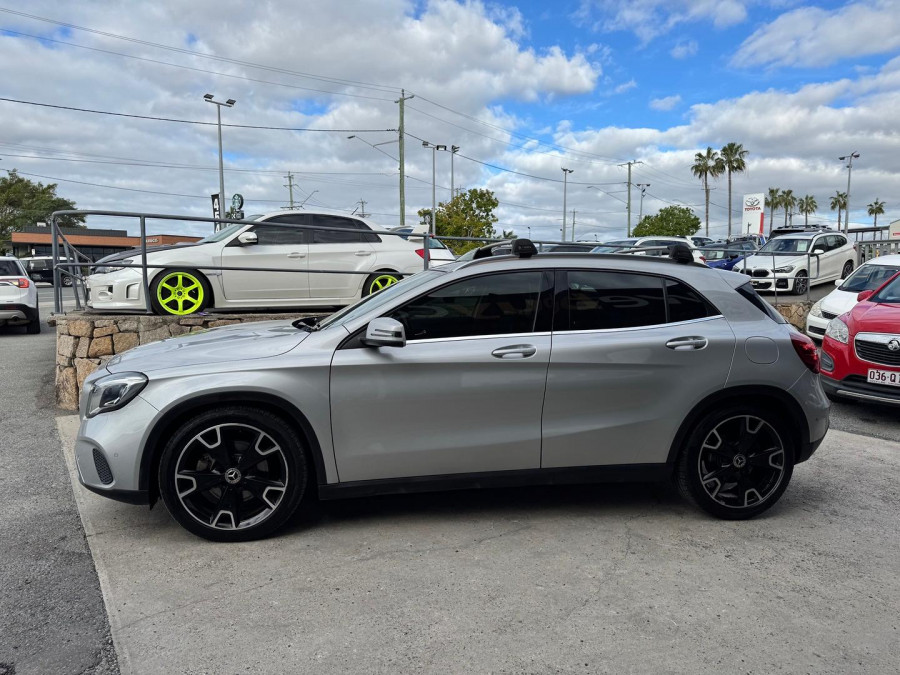 2017 Mercedes-Benz GLA-Class X156 GLA250 SUV Image 9