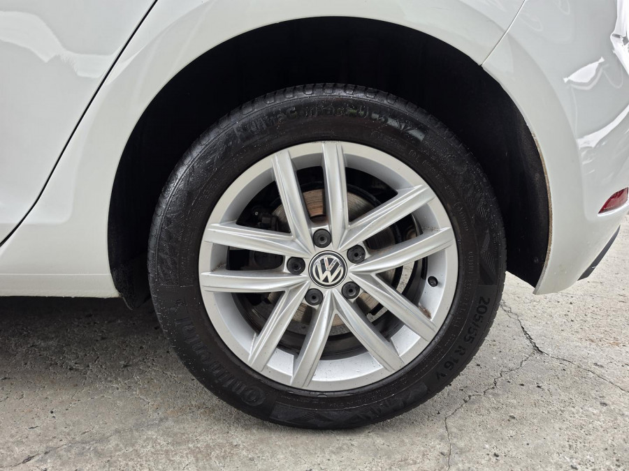 2017 MY18 Volkswagen Golf 7.5 110TSI Hatch Image 11