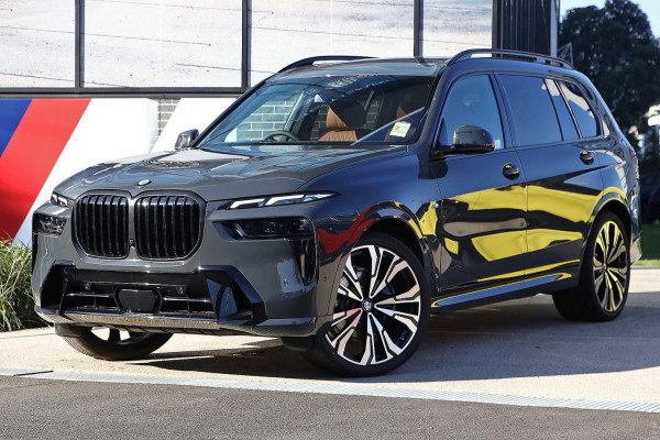 2026 BMW X7 G07 LCI xDrive40d M Sport SUV image 3