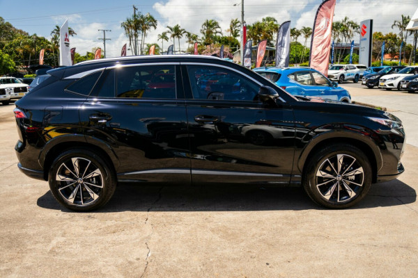 2025 MG HS AS33 Essence SUV