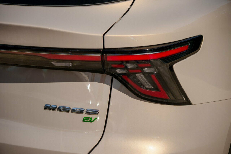 2025 MG MGS5 EV ZS3EM Essence 62 SUV Image 7