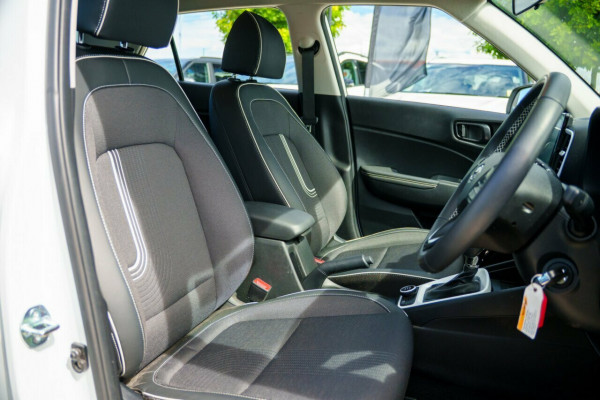 2026 Hyundai Venue QX.V5 Active SUV Image 17