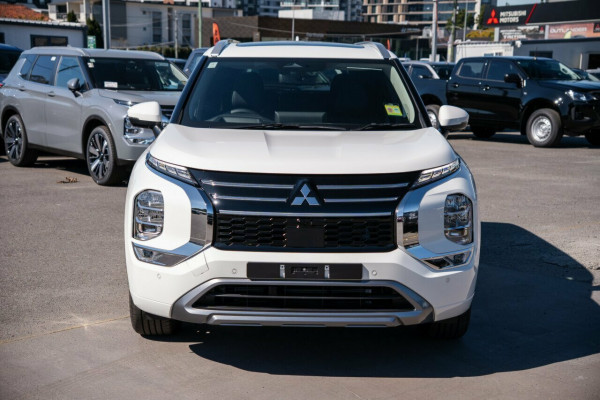 2025 Mitsubishi Outlander ZM Exceed SUV Image 5
