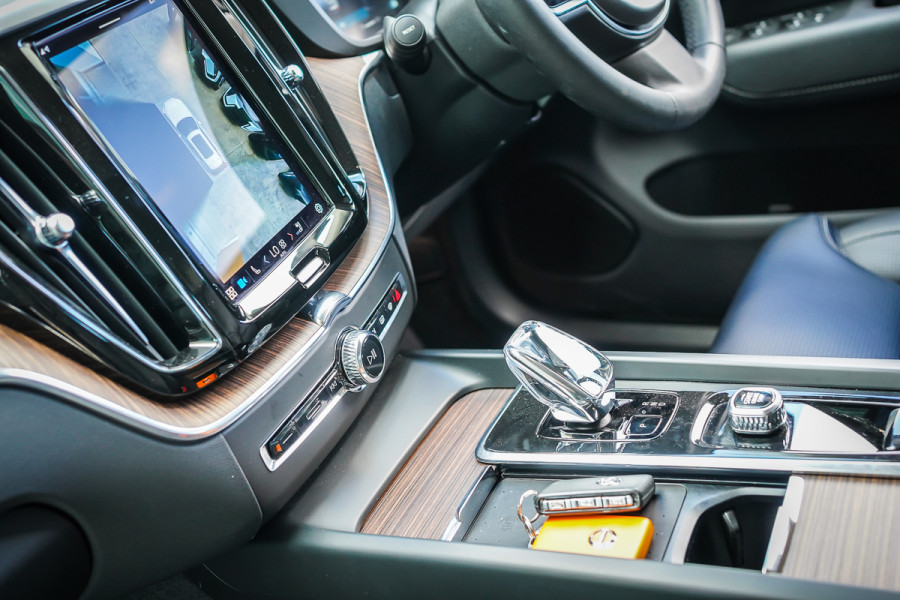 2023 MY24 Volvo XC60 UZ Ultimate B5 Bright SUV Image 33