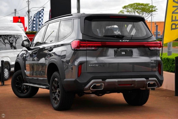 2025 LDV D90 SV9A Mode SUV Image 3