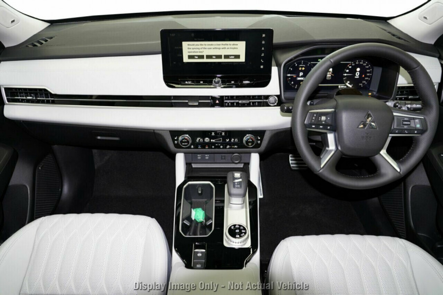 2025 Mitsubishi Outlander ZM Exceed SUV Image 5