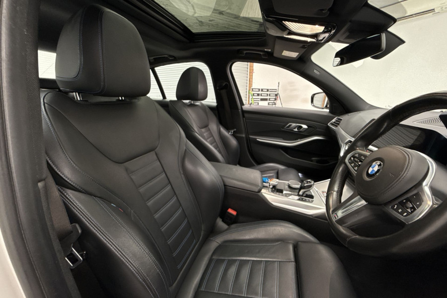 2019 BMW 3 Series G20 330i M Sport Sedan Image 21
