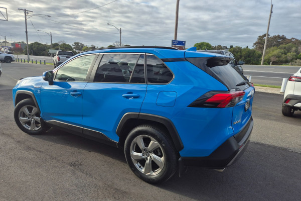 2021 Toyota RAV4 AXAH54R GXL SUV Image 10
