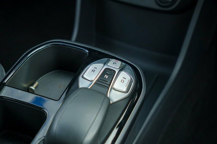 2022 Hyundai IONIQ AE.V4 Electric Elite Coupe Image 13