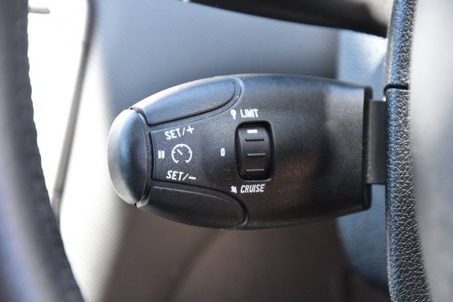 2011 MY12 Peugeot 308 T7 MY12 Active Hatchback Image 11