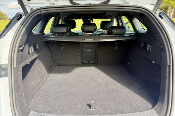2026 BYD Seal 6  Premium Wagon Image 18