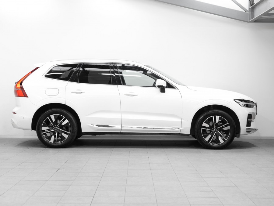 2026 Volvo XC60 UZ B5 Plus 2L Mild Hybrid AWD SUV Image 3