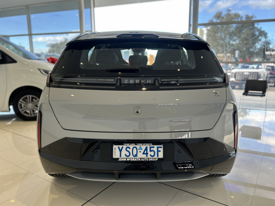 2024 Zeekr X BXE RWD SUV Image 19