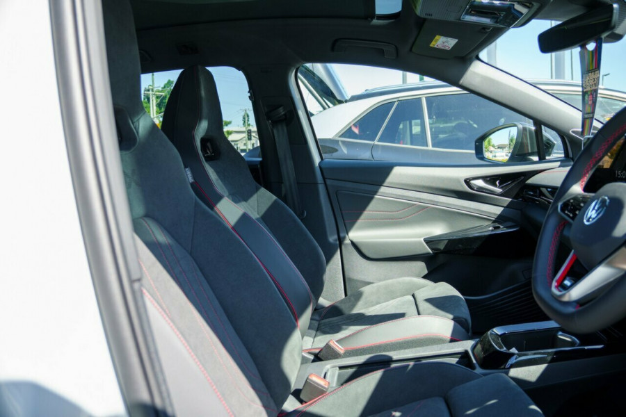 2025 MY26 Volkswagen ID. 4 E2 GTX SUV Image 19