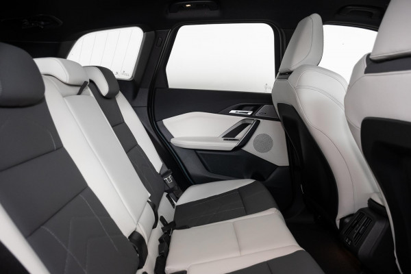 2026 BMW X1 U11 xDrive25e M Sport SUV image 10