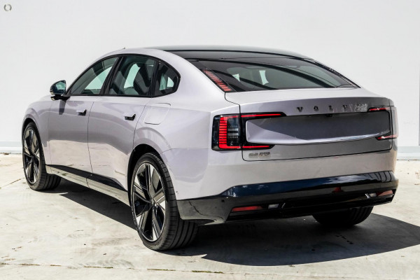2026 Volvo ES90  Ultra Single Motor Sedan Image 5