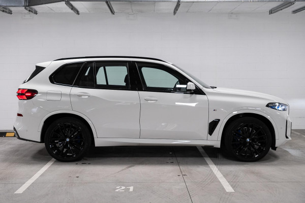2025 BMW X5 G05 LCI xDrive30d M Sport SUV image 5