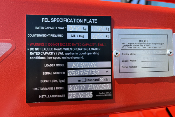 2025 Kioti PX1052C CAB TRACTOR w/ LOADER & BUCKET  PX1052C Tractors Image 9