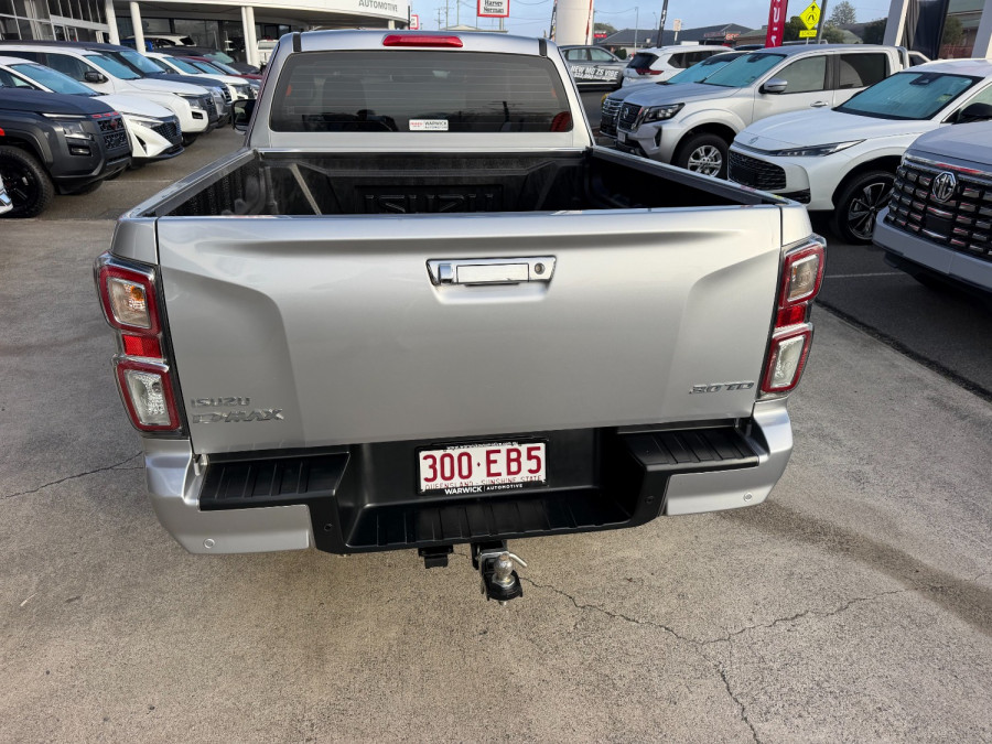 2021 MY22 Isuzu D-MAX RG LS-U Ute Image 5